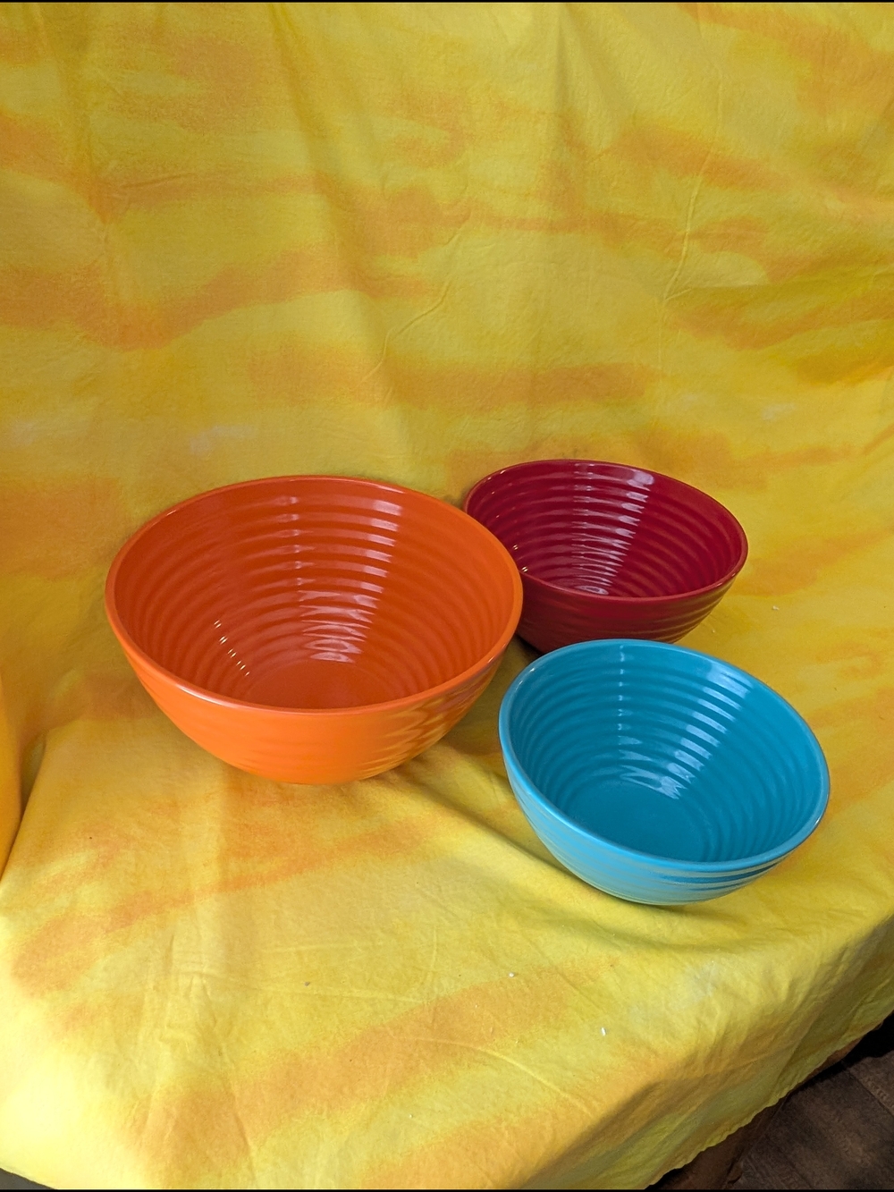 Pioneer Woman Flea Market Ribbed Ceramic Nesting Serving Bowls - Picture 2 of 11